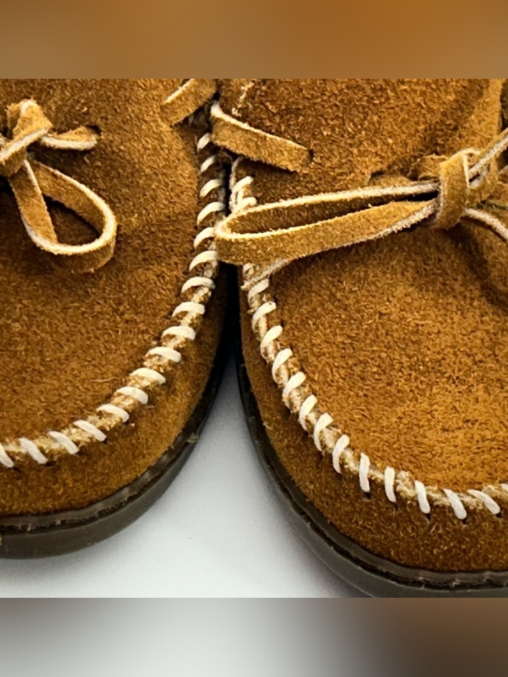 Lands' End Women's Suede Moccasin Slippers in Chestnut Brown Size 7.5 - Picture 3 of 11
